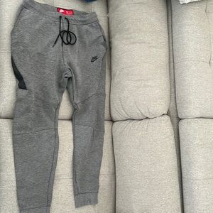 Nike tech